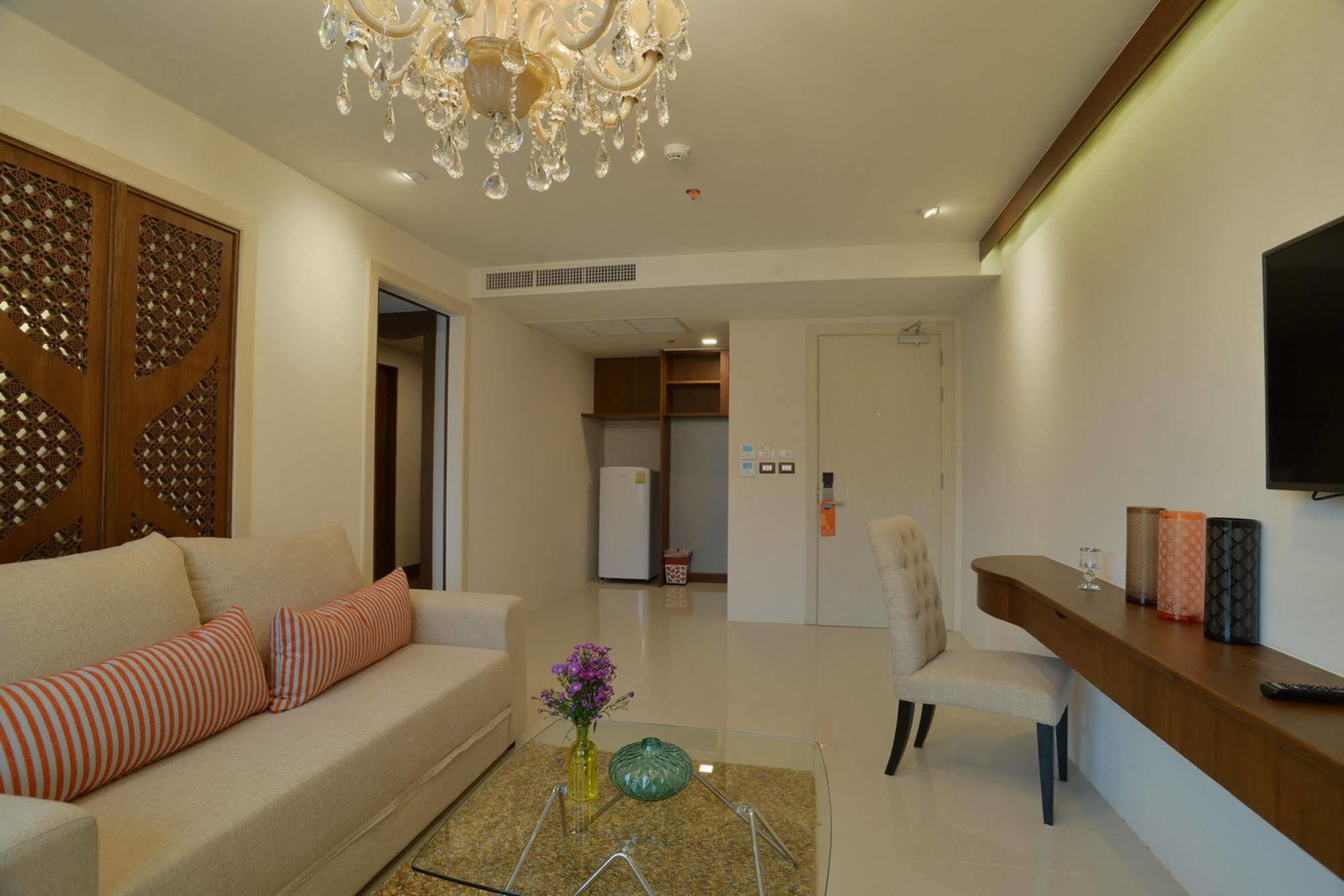 Baisirimaya Hotel Чиангмай Экстерьер фото