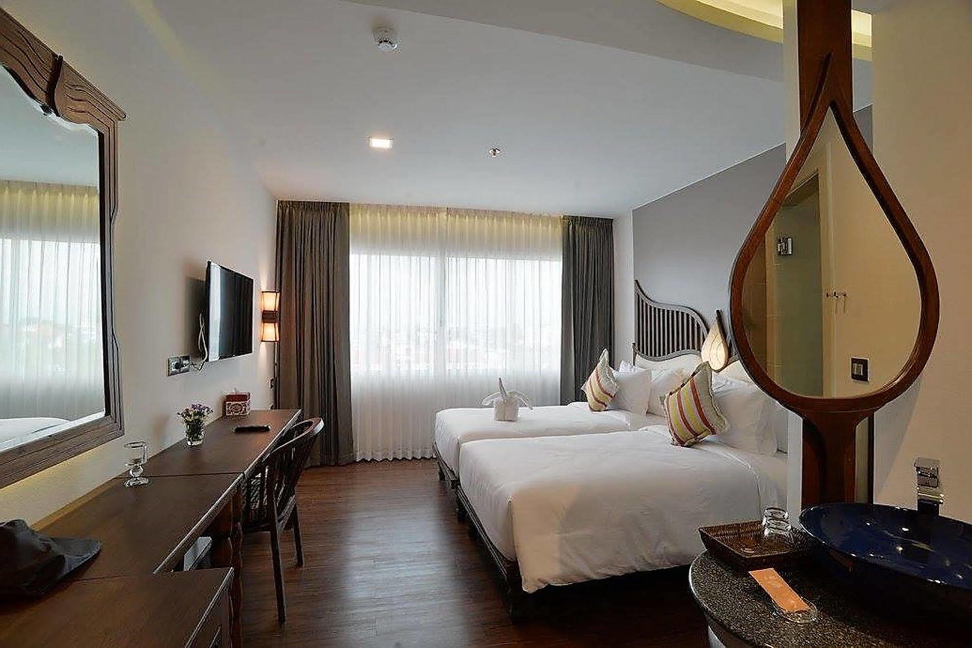 Baisirimaya Hotel Чиангмай Экстерьер фото